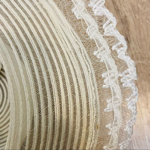 Vintage | Lace Olefin Garden Party Hat - Picture 4 of 6